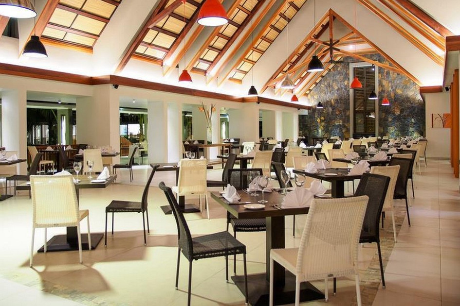 Outrigger Mauritius Beach Resort