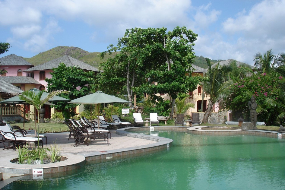 Castello Beach Hotel