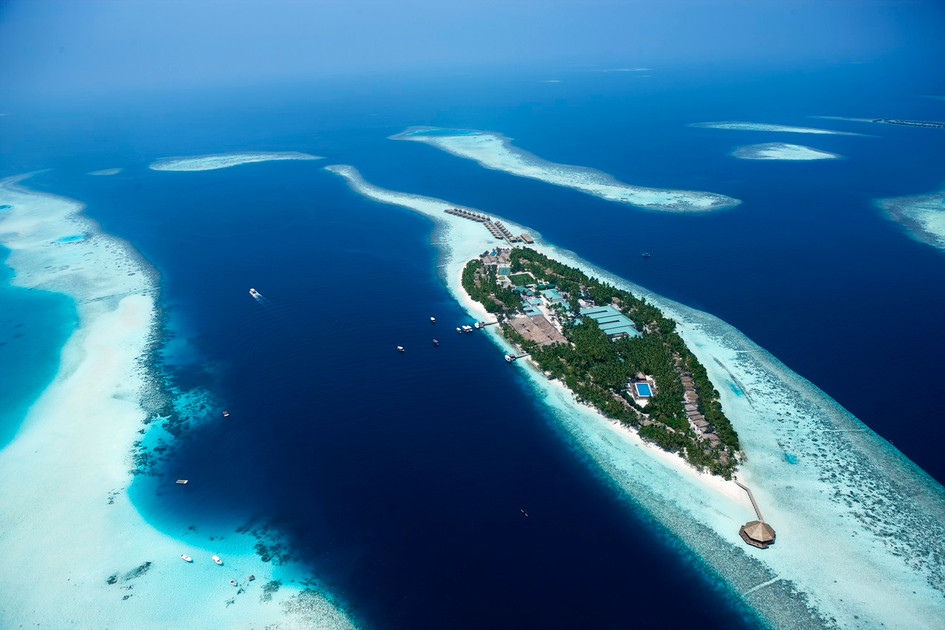 Vilamendhoo Island Resort and Spa