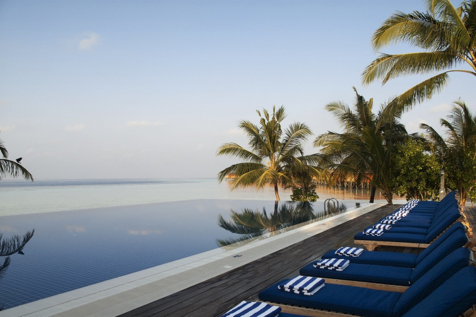 Vilamendhoo Island Resort and Spa