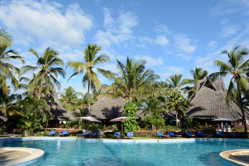 Breezes Beach Club & Spa