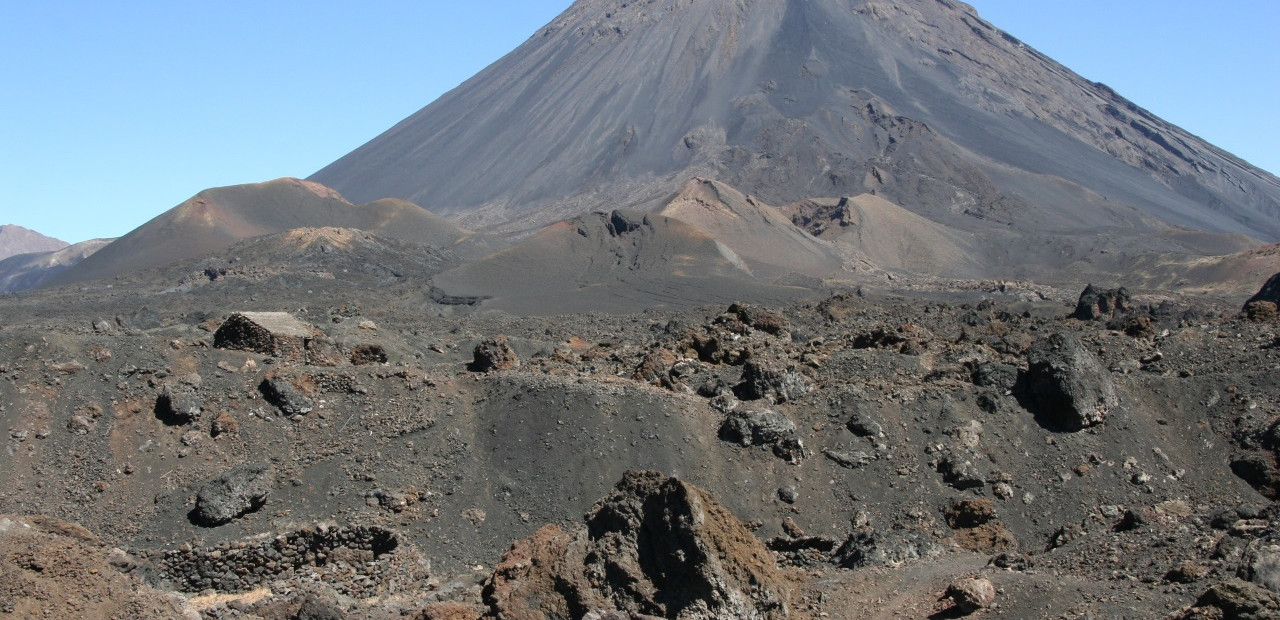 Kapverdské ostrovy - sopka na ostrově Fogo