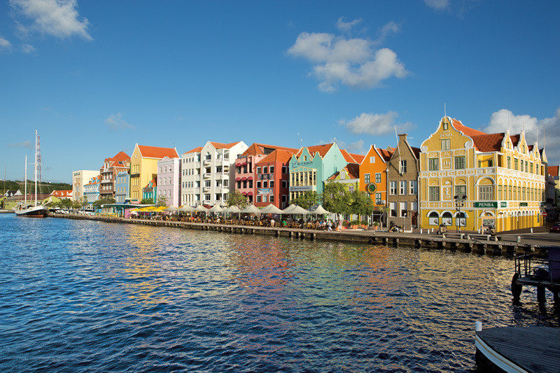 SUCUR_Curacao_Downtown_1