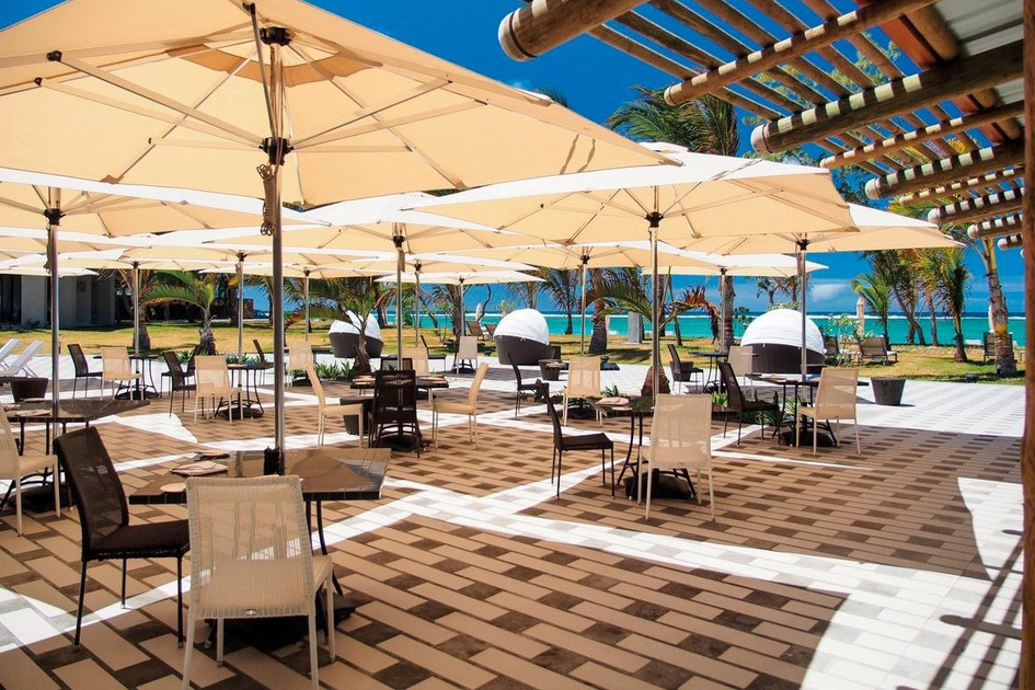 Crystals Beach Resort Belle Mare