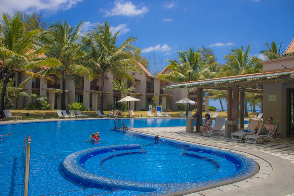 Crystals Beach Resort Belle Mare