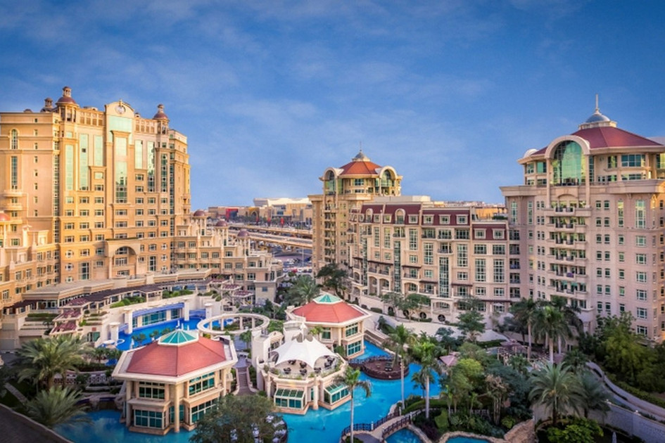 Swissôtel Al Murooj Dubai