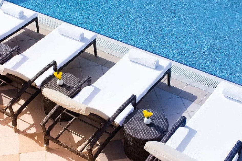 Avani Deira Dubai Hotel