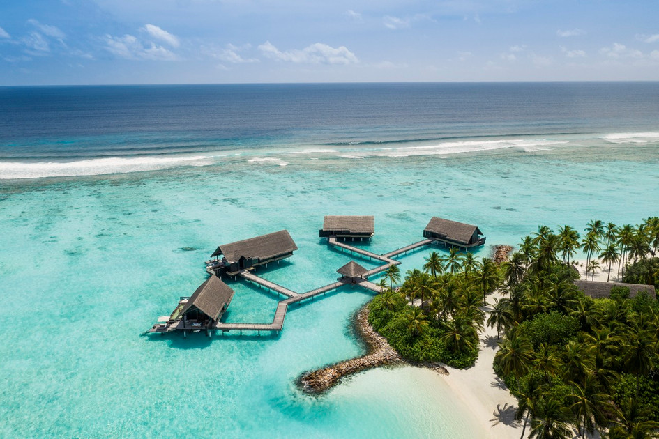 One and Only Reethi Rah
