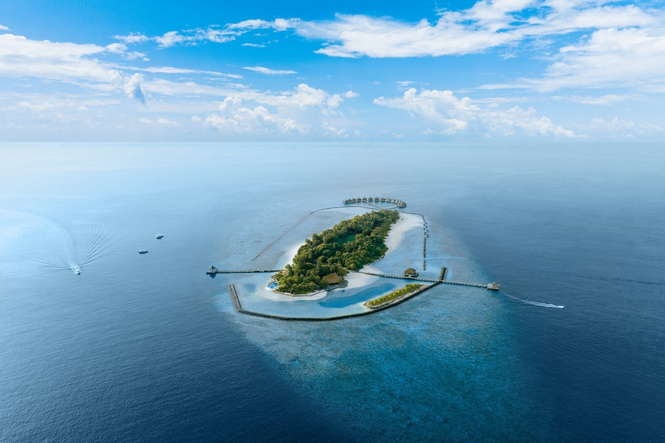 Komandoo Maldives Island Resort