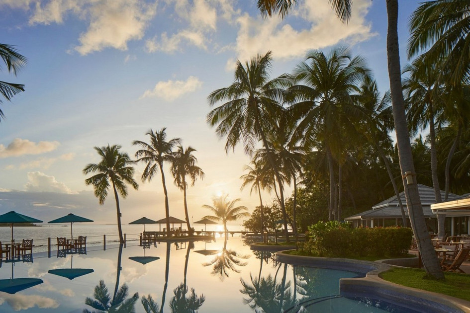 Royal Island Resort and Spa