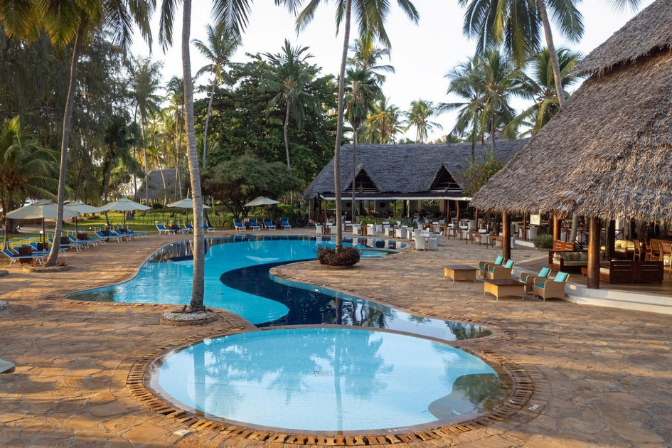 Bluebay Beach Resort & Spa