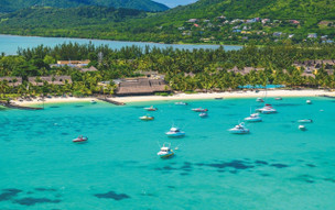 Paradis Beachcomber Golf Resort and Spa