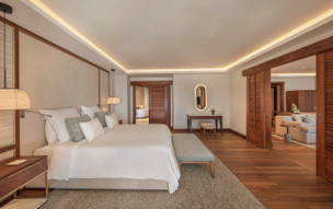 Paradis Beachcomber Golf Resort and Spa