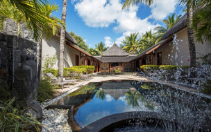 Paradis Beachcomber Golf Resort and Spa