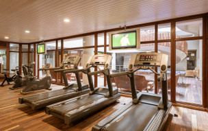 Victoria Beachcomber Resort and Spa