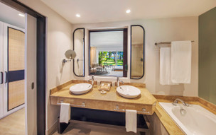 Victoria Beachcomber Resort and Spa