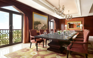 Al Husn Hotel Muscat