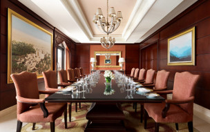 Al Husn Hotel Muscat