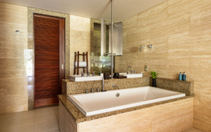 Constance Ephelia Resort