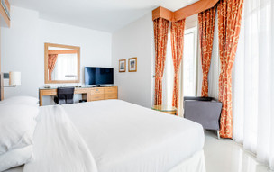 Four Points by Sheraton Bur Dubai