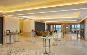 Double Tree by Hilton Dubai - Jumeirah Beach