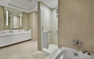 Double Tree by Hilton Dubai - Jumeirah Beach