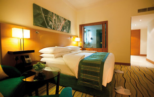 Mövenpick Hotel Jumeirah rooms (5)