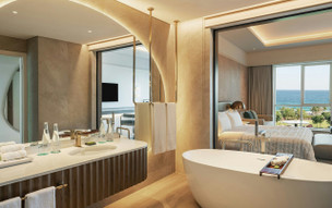 Le Méridien Al Aqah Beach Resort