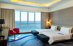 Le Méridien Al Aqah Beach Resort