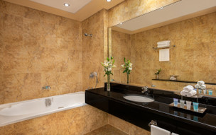 Al Raha Beach Resort & Spa