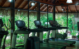 Constance Halaveli Resort