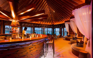 Constance Halaveli Resort