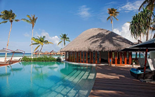 Constance Halaveli Resort