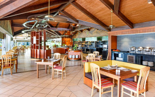 Sheraton Maldives Full Moon Resort and Spa