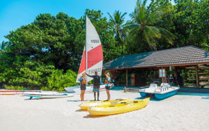 Komandoo Maldives Island Resort