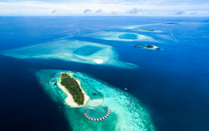 Komandoo Maldives Island Resort