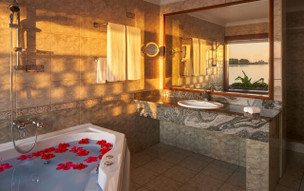 Villa Park Sun Island