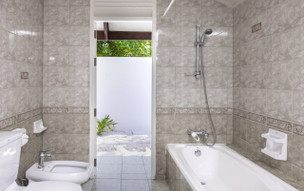 Villa Park Sun Island