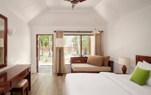 Villa Park Sun Island