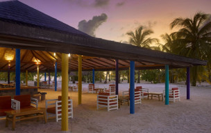 Villa Park Sun Island