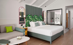 Villa Park Sun Island