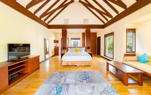 Furaveri Island Resort & Spa