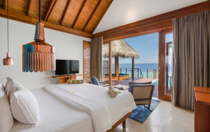 Furaveri Island Resort & Spa