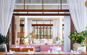 The Standard, Huruvalhi Maldives