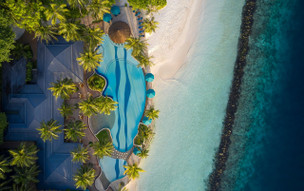 Royal Island Resort and Spa