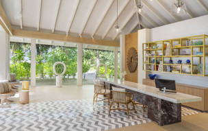 JW Marriott Maldives Resort & Spa