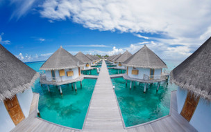 Angaga Island Resort