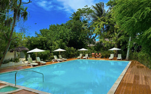 Angaga Island Resort