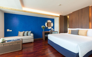 A-One The Royal Cruise Hotel