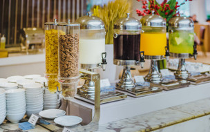 A-One The Royal Cruise Hotel